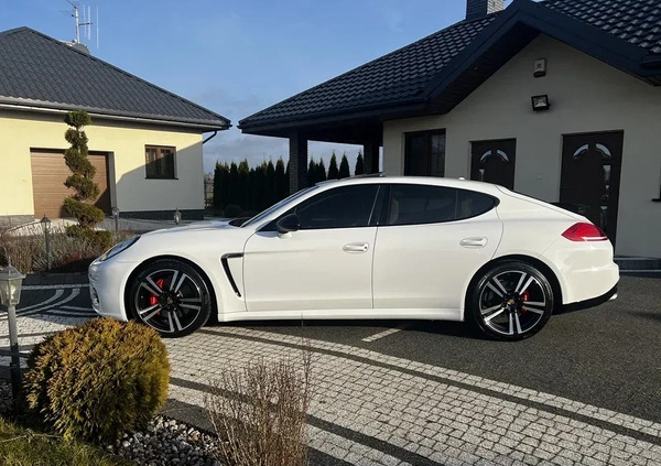 Porsche Panamera cena 179700 przebieg: 168782, rok produkcji 2016 z Warszawa małe 781